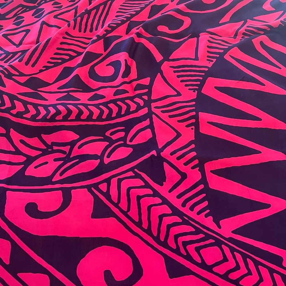 🌸Sarong 🪷 Pink and Black